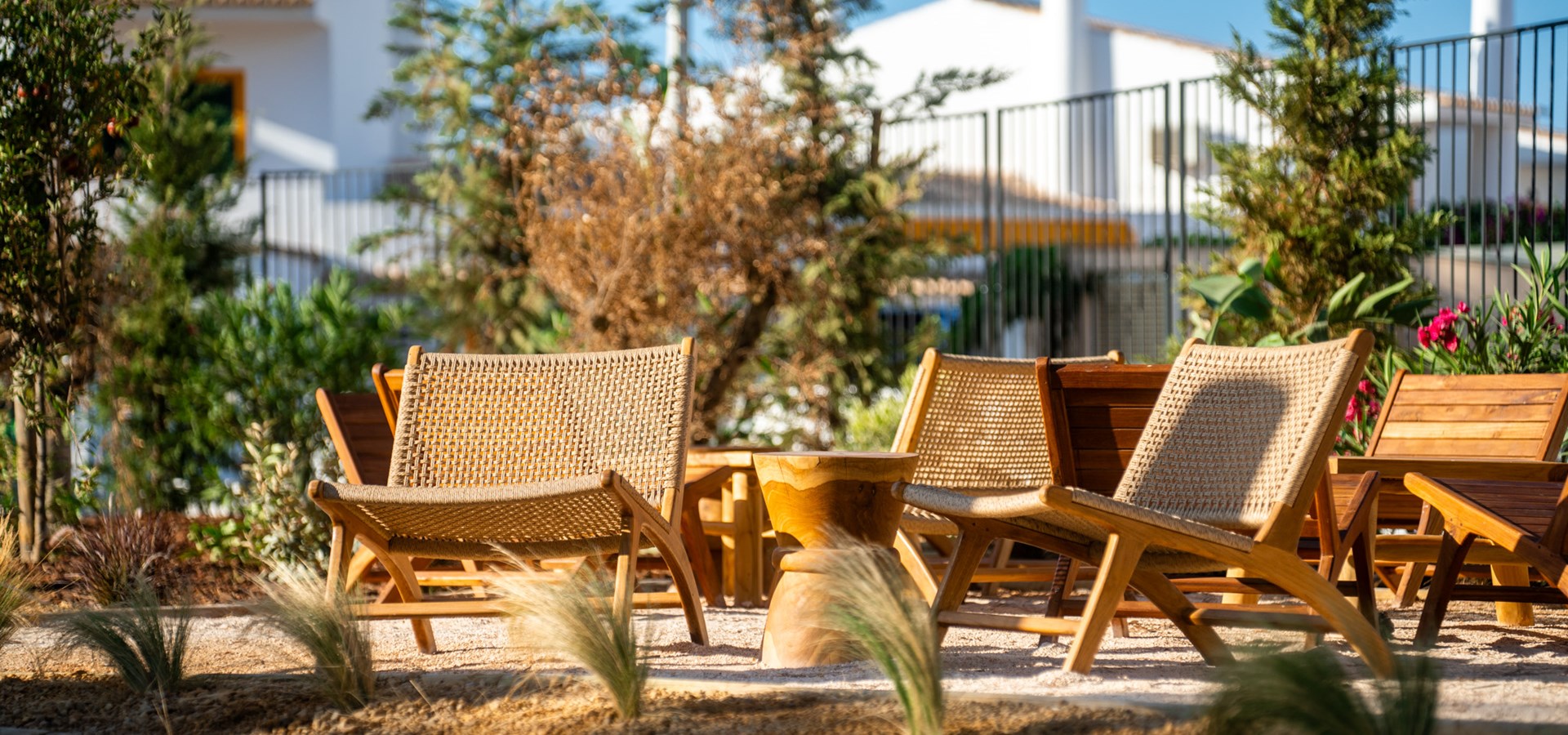 Castelo Suites Hotel